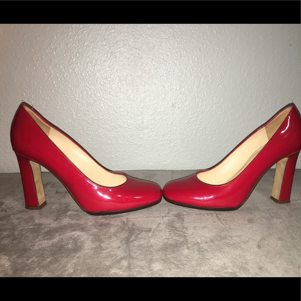 Kate Spade Red Classic Pumps heels - Picture 2 of 8